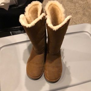 Bearpaw Boots